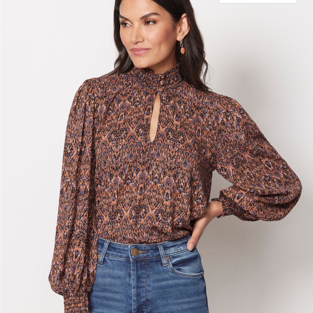 Hollis Smocked abstract Evereve blouse